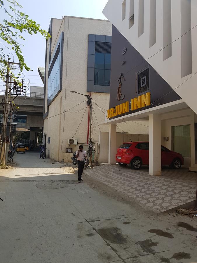Arjun Inn Madras Buitenkant foto
